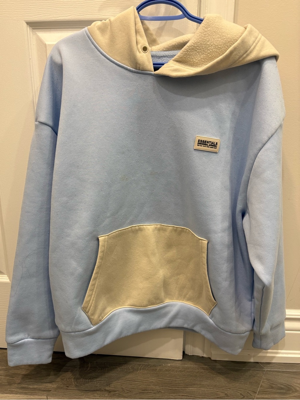Essentials Women’s Two-Tone Light Blue & Cream Crewneck Hoodie Sweatshirt